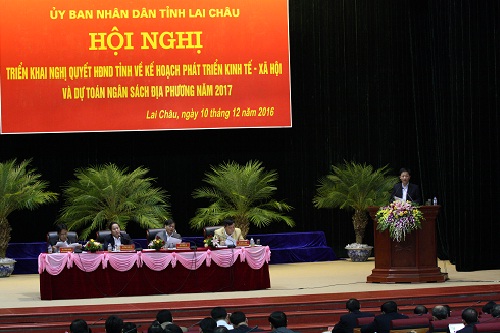 Chủ tịch UBND tỉnh Đỗ Ngọc An khai mạc hội nghị