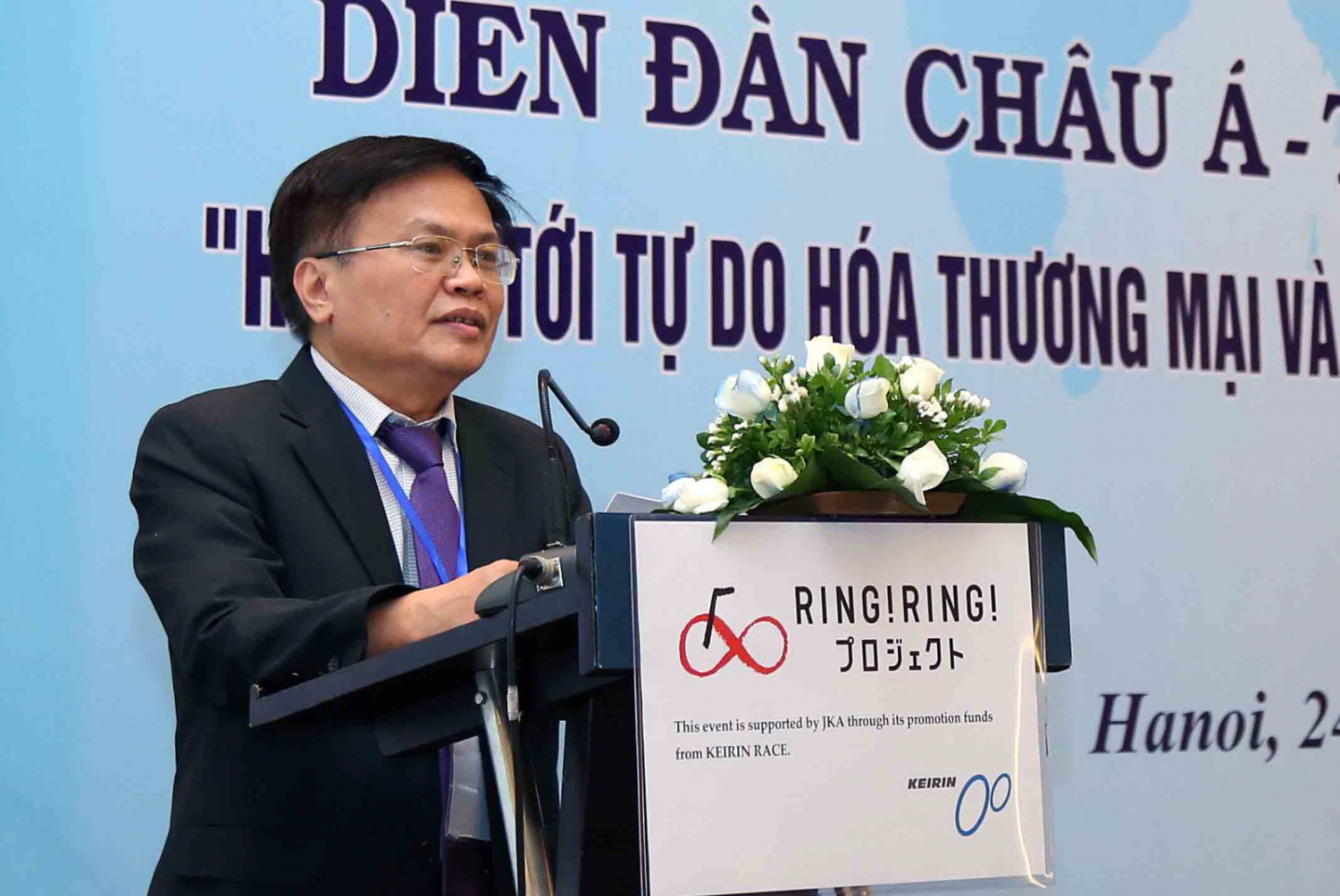 TS. Nguyễn Đình Cung, Viện trưởng CIEM phát biểu khai mạc Diễn đàn. Ảnh: Đức Trung (MPI)