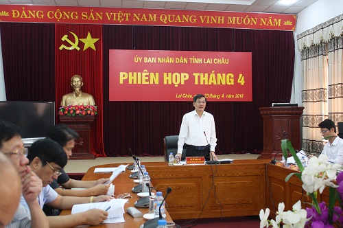 Chủ tịch UBND tỉnh Đỗ Ngọc An khai mạc kỳ họp