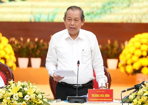Phó Thủ tướng Thường trực Chính phủ Trương Hòa Bình phát biểu tại cuộc làm việc - Ảnh: VGP/Quang Hiếu