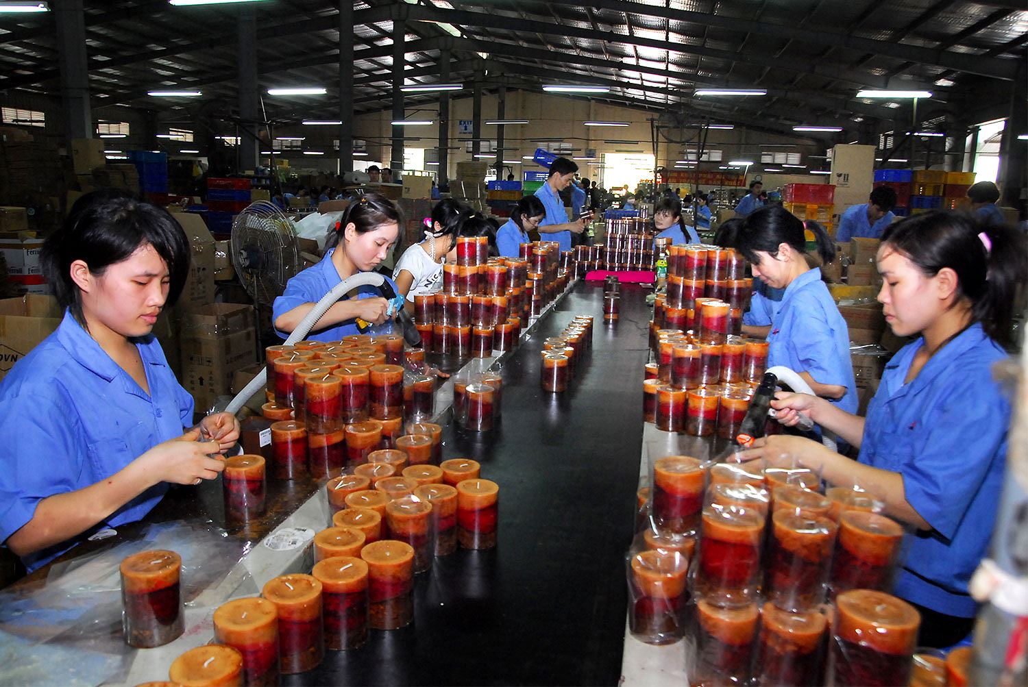 Khối DNNVV hiện chiếm khoảng 98% tổng số DN Việt Nam và có vai trò quan trọng đối với phát triển kinh tế đất nước. Ảnh: Hoài Tâm